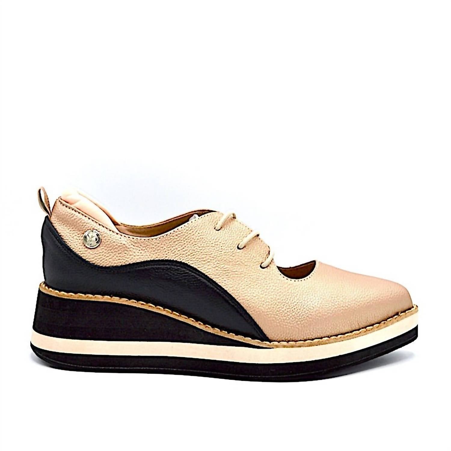 e2f2cc42-1e7c-4570-bcfc-bb85061f6cb7-upscale_15k-1500x1500-70 Chelsea Jones - Women's Tempo Oxford Shoes - Image 1